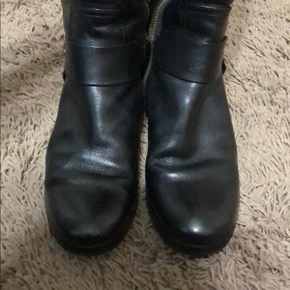 Michael Kors Boots - Picture 6 of 8